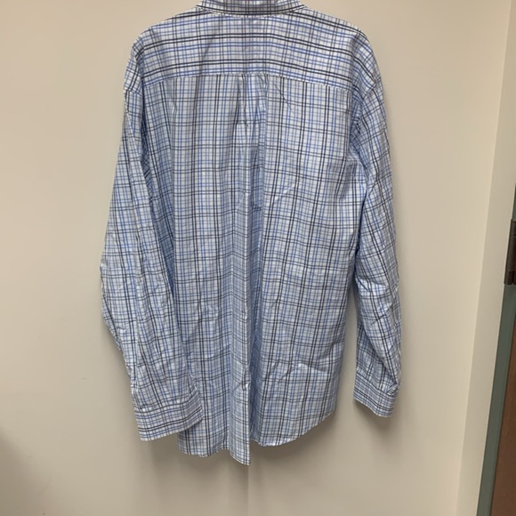 Vineyard Vines button down dress shirt - Picture 7 of 7